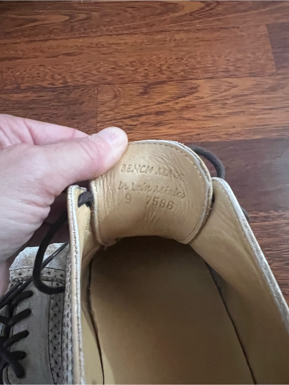 NWOT Bed Stu Channing Oxfords distressed cream 9 women’s - Picture 2 of 5